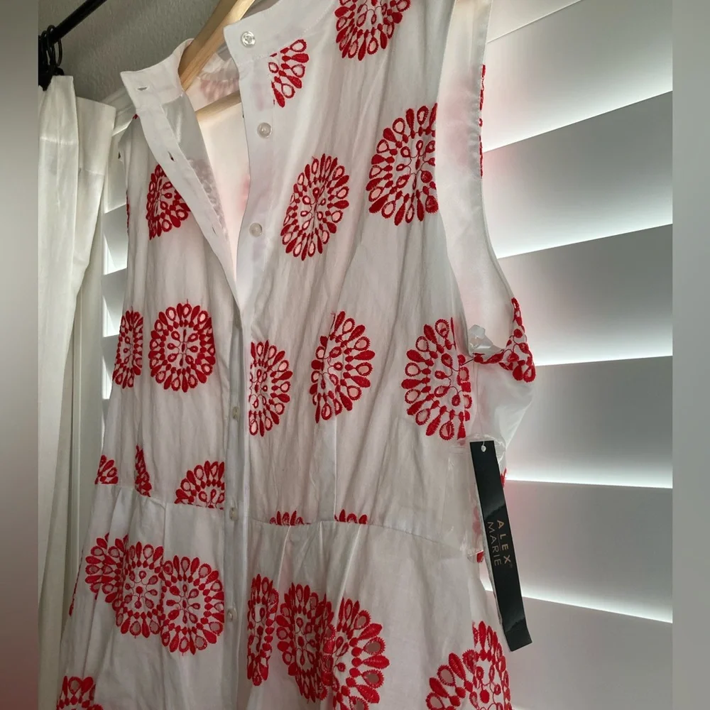 Alex Marie Jari Embroidered Dress - Picture 3 of 6